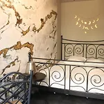 New Petit Paris