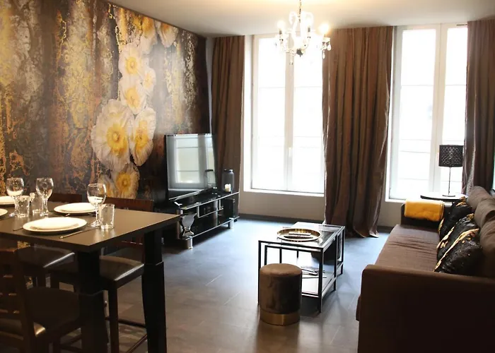 New Petit Paris